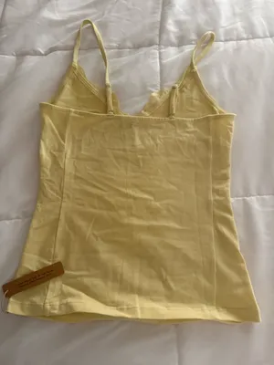 Amazon Yellow Lace Top  thumbnail 3