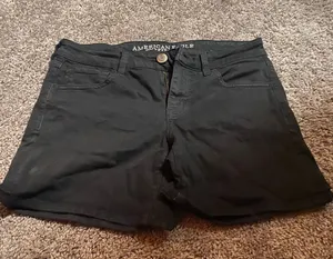 Shorts thumbnail 1