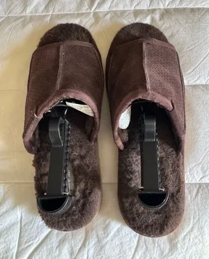 Koolaburra Brown Suede Shearling Slide Slippers Size 9 thumbnail 1