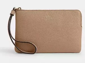 Coach Wristlet thumbnail 1
