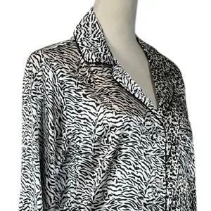 BB Dakota New Satin PJ Set Button Top Shorts Animal Print Women’s Size Medium thumbnail 8