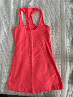 Lululemon Tank thumbnail 1