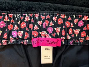 Betsey Johnson Black Drawstring Cargo Scrub Pants with Pink Heart Accents thumbnail 6