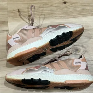 Adidas Nite Jogger Rose Gold Metallic Sneakers Athletic Women's 9 thumbnail 1
