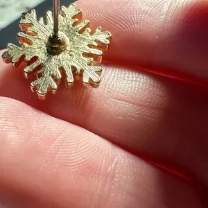 2 Avon Christmas Holiday Pierced Rhinestone Stud Earrings Snowflake Present thumbnail 6