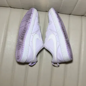 Nike Women's Purple and White Trainers thumbnail 5