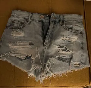 Aeropostale Light Wash Ripped Jean Shorts thumbnail 1