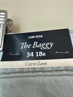 Abercrombie and Fitch the baggy low rise curve love jeans size 34 | 18R thumbnail 4