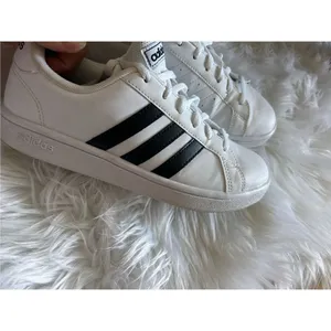 Adidas Womens Grand Court Base Athletic Shoes Size 6 Cloud White Black EE7968 thumbnail 3