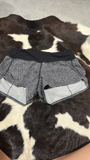 Lululemon Shorts thumbnail 2
