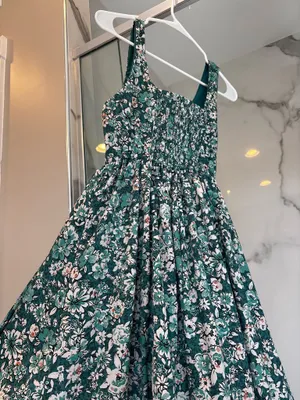 Boutique Green floral dress thumbnail 2