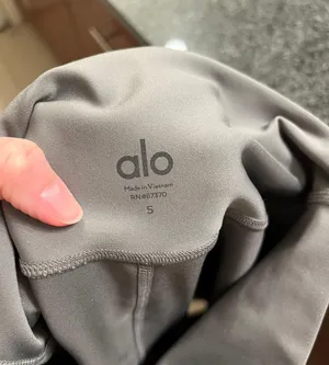 Alo Leggings thumbnail 4
