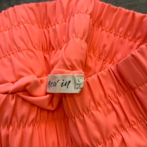 New In‎ Large Coral Active Stretch Short Orange thumbnail 6