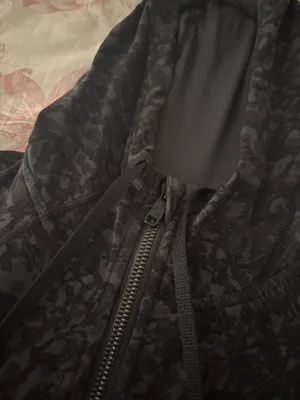 Lululemon Jacket thumbnail 3