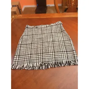 Zara Woman Tweed Mini Skirt S Plaid Houndstooth Black White Size S thumbnail 2