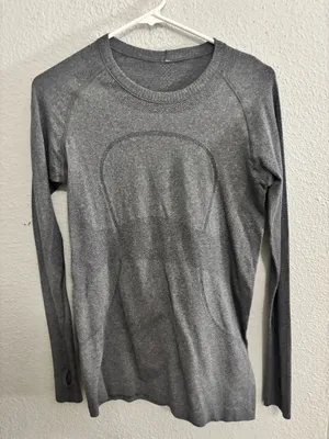 Lululemon Long Sleeve Top Grey thumbnail 1