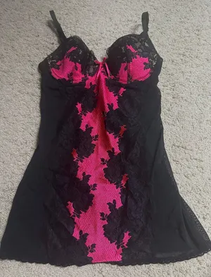 Victoria's Secret 34B Lingerie thumbnail 1