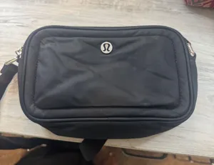 Lululemon Purse Black Crossbody thumbnail 1