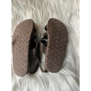 Steve Madden size 9 Brown Leather Strappy Sandals thumbnail 3