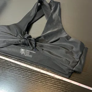 Albion Fit Black Front Tie Cross Back Bikini Top Size Medium Swimwear thumbnail 6