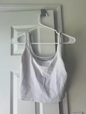 Amazon White work out tank top thumbnail 3