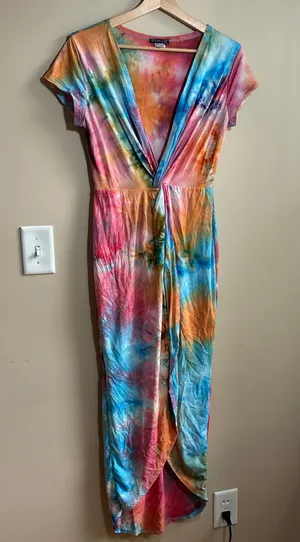 Venus Tie Dye Maxi Dress Small Multi Color Womens Twist Front V-Neck Stretch thumbnail 1