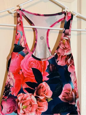 Lululemon Cool Racerback Tank Top Secret Garden Floral Running Yoga. Size 2 best thumbnail 4