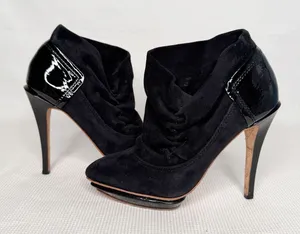 L.A.M.B. Gwen Stefani Black Suede Slouchy Ruched Ankle Bootie Platform SZ 5.5 thumbnail 1