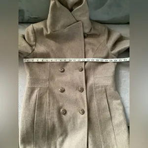 Nice dressy London Fog short coat 🌷LIKE NEW 🌷 thumbnail 10