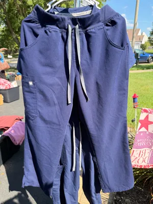 FIGS Scrub Pants thumbnail 1