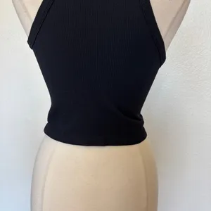 Suzette Solid Black Ribbed Halter Tank Top thumbnail 6