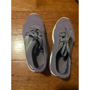 New Balance FuelCore Coast Running Shoes Purple Textured Athletic‎ Sneakers 7.5 thumbnail 2