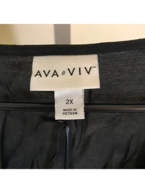 Ava + Viv NWT Women's Balloon Long Sleeve Midi Wrap Dress Black Shimmer 2X thumbnail 7