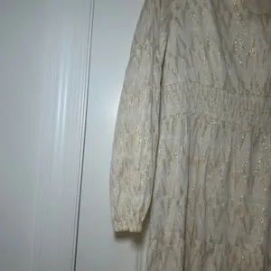Sail to Sable Gold Metallic Chevron Smocked Midi Dress Cream V-Neck Small thumbnail 2