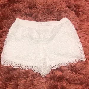 White bb Dakota lace shorts thumbnail 2