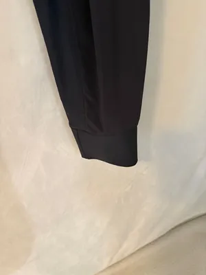 Athleta Dark Gray Women's Cargo Jogger Pants thumbnail 10