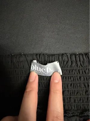 Black floral thumbnail 3