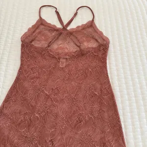 Victoria’s Secret Dusty Rose Nightie Sz S Small See Through Lace Slip Lingerie thumbnail 11