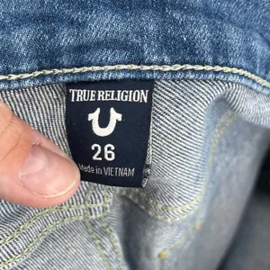 True Religion Nikki Mid Rise‎ Flare Jeans Women Size 26 Blue Denim Y2K thumbnail 5
