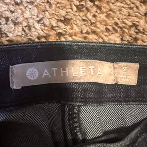 Athleta Women Size‎ 2 Black Wash Denim Straight Leg Jeans Pants thumbnail 2