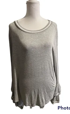 Marled Super cute LS T-shirt w/ double ruffles at cuffs. thumbnail 1