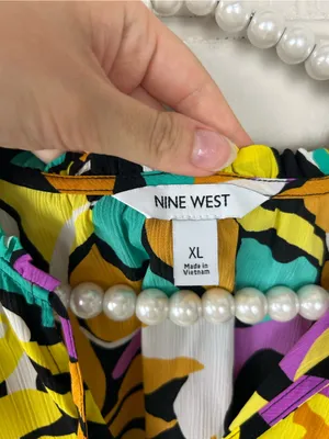 NWT Nine West Colorful Patterned Short Sleeve Blouse Size XL thumbnail 6