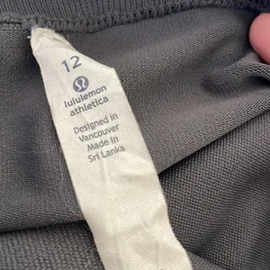 Lululemon Grey Crop Seamless Leggings 12 Activewear Workout thumbnail 6