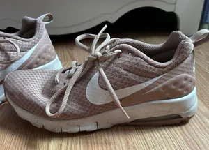 Nike Air Tennis Shoes thumbnail 1