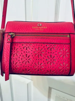 Kate Spade New York Perri Lane Looloo Pink Leather Laser Cut Crossbody Bag EUC thumbnail 7
