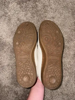 Trendy Sneakers White Size 6.5 thumbnail 3