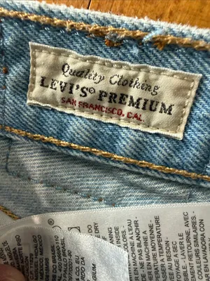 Levis 501 Light Wash Premium Short Jean Shorts 3" Inseam Size 26 thumbnail 4