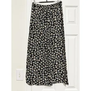 Free People Black Daisy Floral Button Front Maxi Skirt Blue Cream XS thumbnail 4