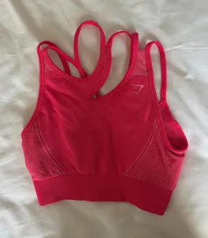 Gymshark Sports Bra thumbnail 1