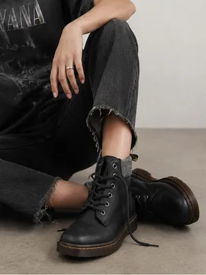 Dr. Martens Maelly Black 6-Eye Padded Collar Leather Grunge Everyday Boots thumbnail 1